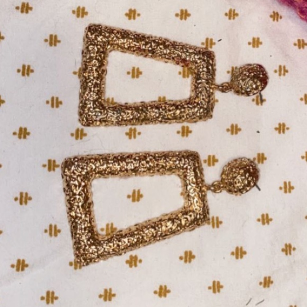Earrings - GOLD